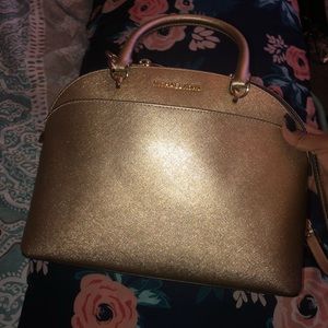 New Michael Kors purse in Gold